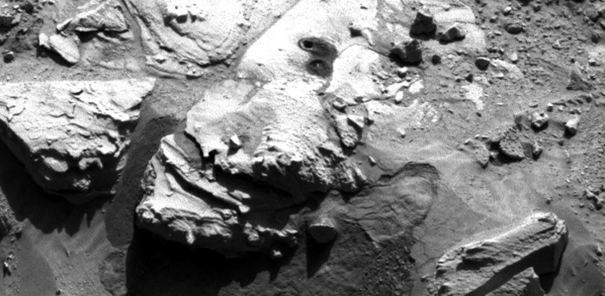 NASA's Curiosity Rover Drills Into 3rd Rock on Mars